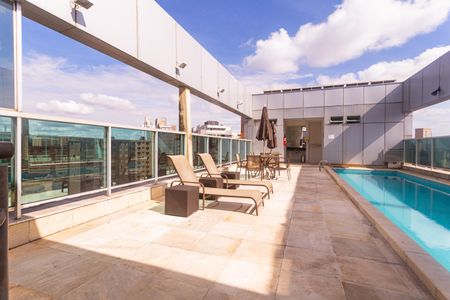 Apartamento à venda com 35m², 1 quarto e 1 vaga Apartamento à venda com 35m², 1 quarto e 1 vagaÁrea comum - Piscina