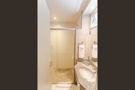 Apartamento à venda com 35m², 1 quarto e 1 vaga Apartamento à venda com 35m², 1 quarto e 1 vagaBanheiro da Suíte