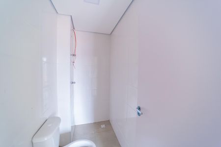 Apartamento à venda com 58m², 3 quartos e 1 vaga Apartamento à venda com 58m², 3 quartos e 1 vagaBanheiro Social
