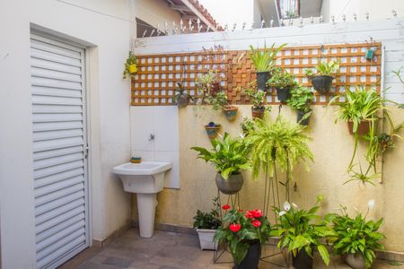 Casa à venda com 147m², 3 quartos e 2 vagas