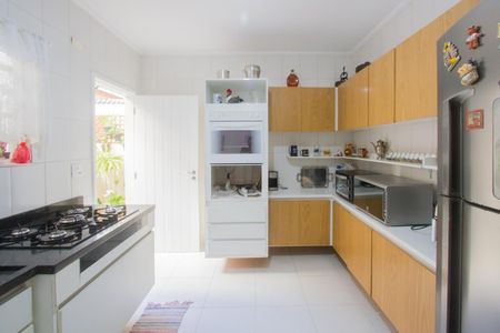 Casa à venda com 147m², 3 quartos e 2 vagas