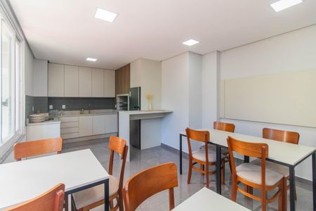 Apartamento à venda com 62m², 2 quartos e 2 vagas Apartamento à venda com 62m², 2 quartos e 2 vagasÁrea comum - Salão de festas