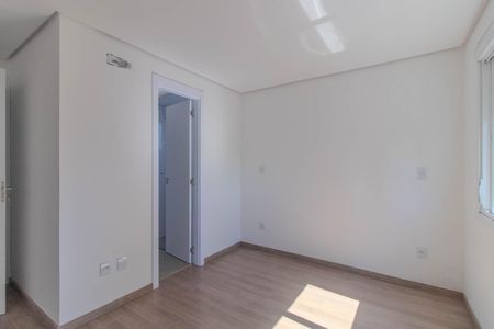 Apartamento à venda com 62m², 2 quartos e 2 vagas Apartamento à venda com 62m², 2 quartos e 2 vagasSuíte