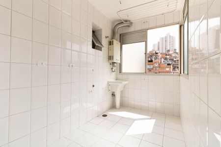 Apartamento à venda com 62m², 3 quartos e 2 vagas Apartamento à venda com 62m², 3 quartos e 2 vagasÁrea de Serviço