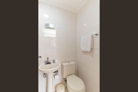 Apartamento à venda com 62m², 3 quartos e 2 vagas Apartamento à venda com 62m², 3 quartos e 2 vagasBanheiro da Suíte