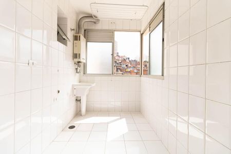 Apartamento à venda com 62m², 3 quartos e 2 vagas Apartamento à venda com 62m², 3 quartos e 2 vagasÁrea de Serviço