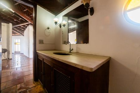 Apartamento à venda com 200m², 4 quartos e 1 vaga Apartamento à venda com 200m², 4 quartos e 1 vagaLavabo