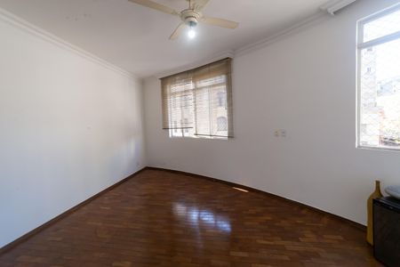 Apartamento à venda com 200m², 4 quartos e 1 vaga Apartamento à venda com 200m², 4 quartos e 1 vagaSala 1