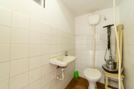 Apartamento à venda com 200m², 4 quartos e 1 vaga Apartamento à venda com 200m², 4 quartos e 1 vagaBanheiro da Suíte 2
