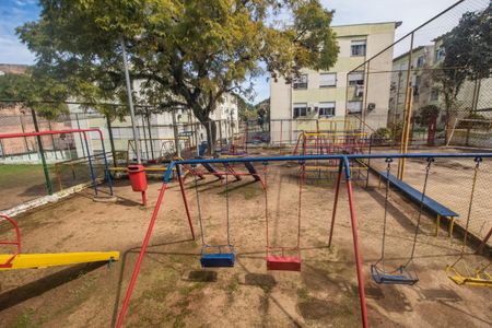 Apartamento à venda com 51m², 2 quartos e 1 vaga Apartamento à venda com 51m², 2 quartos e 1 vagaÁrea comum - Playground