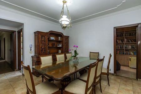 Casa à venda com 680m², 4 quartos e 6 vagasSala de Jantar