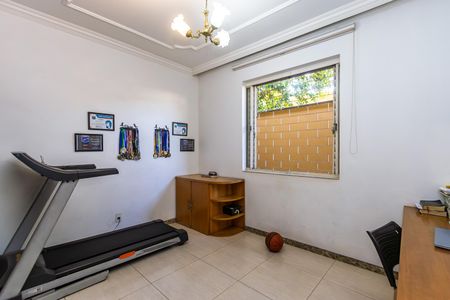 Casa à venda com 680m², 4 quartos e 6 vagasSala 3