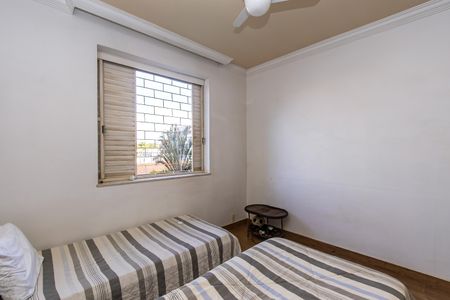 Casa à venda com 680m², 4 quartos e 6 vagasQuarto 1