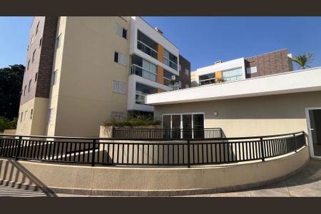 Apartamento à venda com 86m², 2 quartos e 2 vagas Apartamento à venda com 86m², 2 quartos e 2 vagasFachada