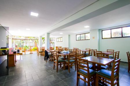 Apartamento à venda com 75m², 2 quartos e 2 vagasÁrea comum - Salão de festas