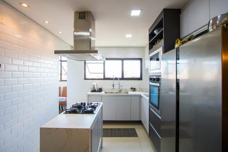 Apartamento à venda com 75m², 2 quartos e 2 vagasCozinha