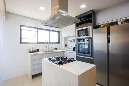 Apartamento à venda com 75m², 2 quartos e 2 vagasCozinha