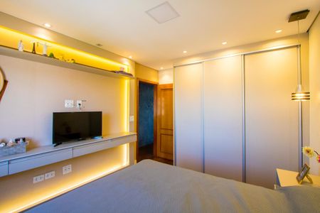 Quarto 1 de apartamento para alugar com 2 quartos, 75m² em Jardim Stella, Santo André