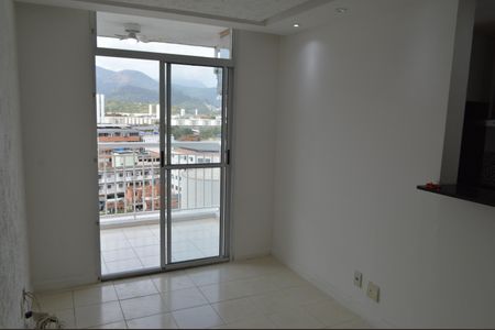 Sala de apartamento para alugar com 2 quartos, 50m² em Anil, Rio de Janeiro