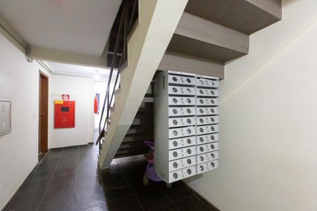 Apartamento à venda com 56m², 3 quartos e 1 vaga Apartamento à venda com 56m², 3 quartos e 1 vagaHall Social