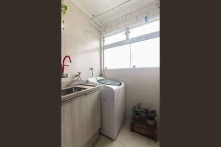 Apartamento à venda com 64m², 2 quartos e 1 vaga Apartamento à venda com 64m², 2 quartos e 1 vagaÁrea de Serviço