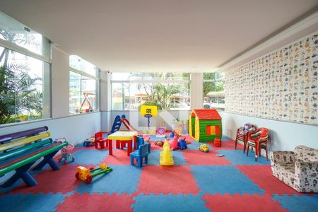 Apartamento à venda com 64m², 2 quartos e 1 vaga Apartamento à venda com 64m², 2 quartos e 1 vagaÁrea comum - Brinquedoteca