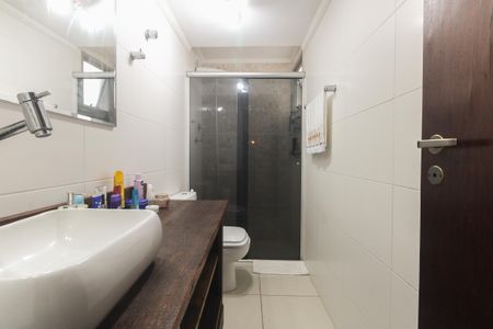 Apartamento à venda com 64m², 2 quartos e 1 vaga Apartamento à venda com 64m², 2 quartos e 1 vagaBanheiro Social