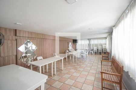Apartamento à venda com 64m², 2 quartos e 1 vaga Apartamento à venda com 64m², 2 quartos e 1 vagaÁrea comum - Churrasqueira