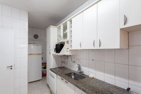 Apartamento à venda com 135m², 3 quartos e 1 vaga Apartamento à venda com 135m², 3 quartos e 1 vagaCozinha