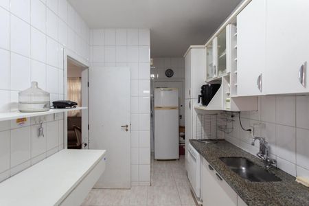Apartamento à venda com 135m², 3 quartos e 1 vaga Apartamento à venda com 135m², 3 quartos e 1 vagaCozinha