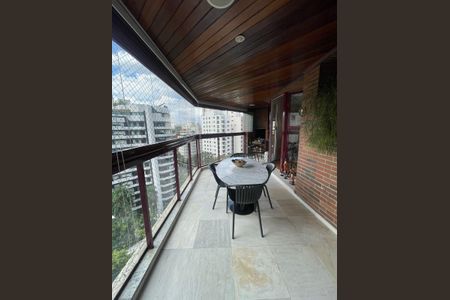 Apartamento à venda com 290m², 4 quartos e 4 vagas