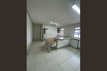 Apartamento à venda com 290m², 4 quartos e 4 vagas