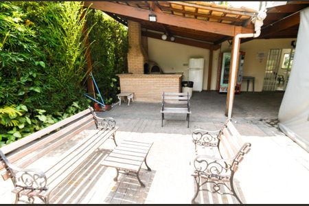 Apartamento à venda com 75m², 2 quartos e 1 vaga Apartamento à venda com 75m², 2 quartos e 1 vagaÁrea comum - Churrasqueira