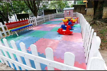 Apartamento à venda com 75m², 2 quartos e 1 vaga Apartamento à venda com 75m², 2 quartos e 1 vagaÁrea comum - Playground