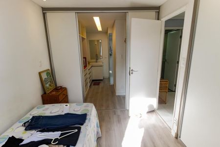 Apartamento à venda com 75m², 2 quartos e 1 vaga Apartamento à venda com 75m², 2 quartos e 1 vagaSuíte
