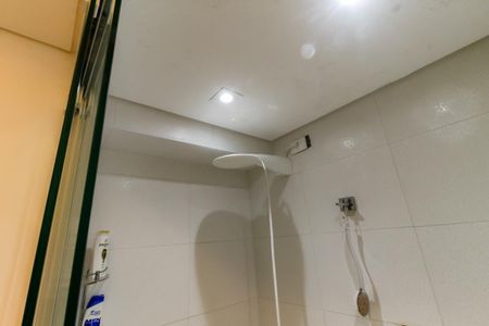 Apartamento à venda com 75m², 2 quartos e 1 vaga Apartamento à venda com 75m², 2 quartos e 1 vagaBanheiro da Suíte - chuveiro
