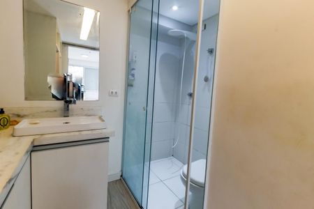 Apartamento à venda com 75m², 2 quartos e 1 vaga Apartamento à venda com 75m², 2 quartos e 1 vagaBanheiro da Suíte