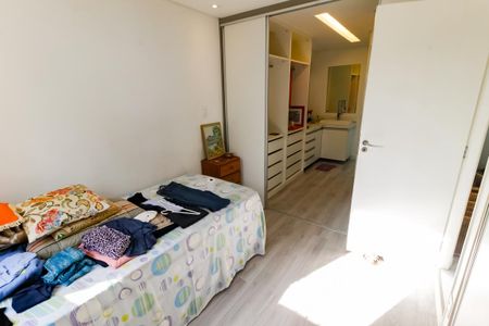 Apartamento à venda com 75m², 2 quartos e 1 vaga Apartamento à venda com 75m², 2 quartos e 1 vagaSuíte