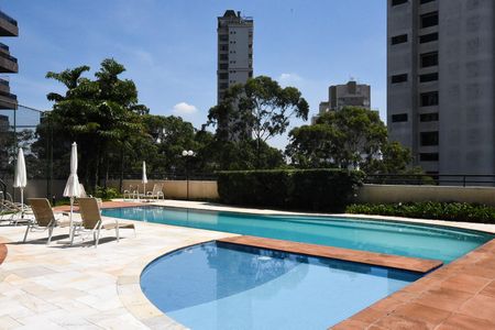 Apartamento à venda com 127m², 4 quartos e 2 vagasPiscina