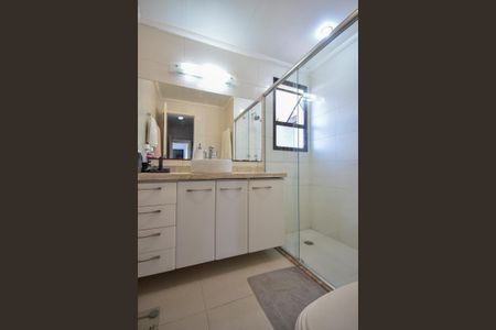 Apartamento à venda com 127m², 4 quartos e 2 vagasBanheiro Suíte