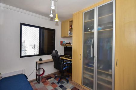 Apartamento à venda com 127m², 4 quartos e 2 vagasQuarto 2