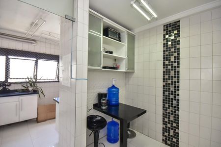 Apartamento à venda com 127m², 4 quartos e 2 vagasCozinha