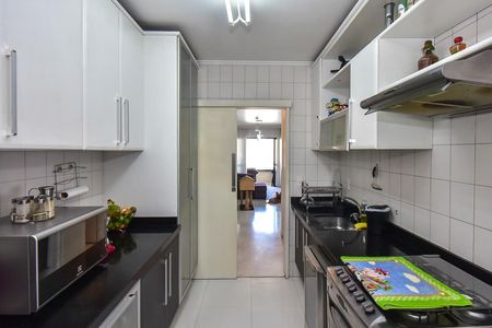 Apartamento à venda com 127m², 4 quartos e 2 vagasCozinha