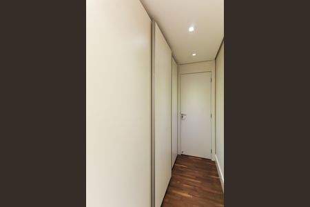 Apartamento à venda com 224m², 3 quartos e 4 vagas Apartamento à venda com 224m², 3 quartos e 4 vagasÁrea de Serviço