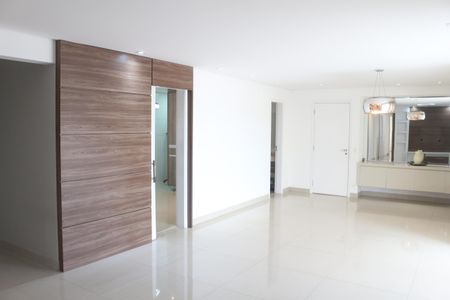 Apartamento à venda com 172m², 3 quartos e 5 vagasSala