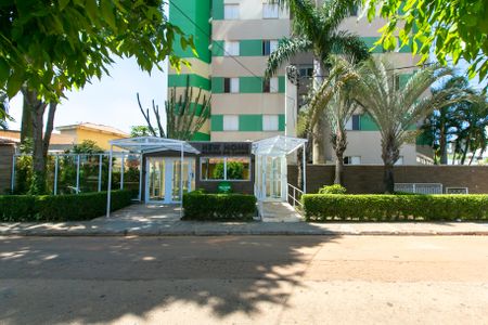 Apartamento para alugar com 52m², 2 quartos e 1 vaga Apartamento para alugar com 52m², 2 quartos e 1 vagaFachada