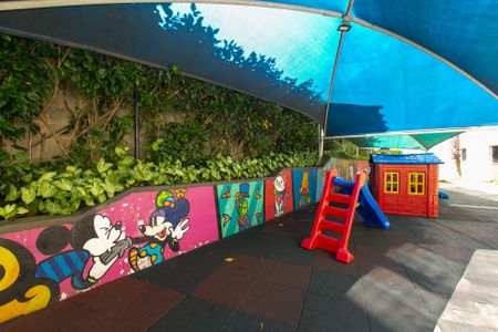 Apartamento para alugar com 52m², 2 quartos e 1 vaga Apartamento para alugar com 52m², 2 quartos e 1 vagaÁrea comum - Playground