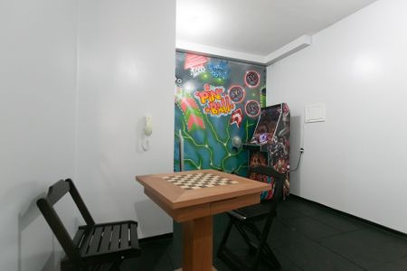 Apartamento para alugar com 52m², 2 quartos e 1 vaga Apartamento para alugar com 52m², 2 quartos e 1 vagaEspaço de Jogos