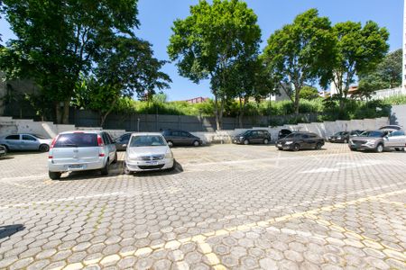 Apartamento para alugar com 52m², 2 quartos e 1 vaga Apartamento para alugar com 52m², 2 quartos e 1 vagaÁrea comum - Garagem