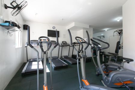 Apartamento para alugar com 52m², 2 quartos e 1 vaga Apartamento para alugar com 52m², 2 quartos e 1 vagaÁrea comum - Academia